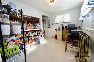 105 Venus Ave, Gastonia, NC 28052 - Photo 4