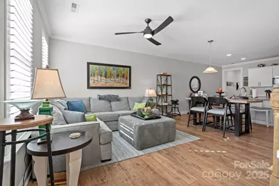 110 W Pine Street, Lincolnton, NC 28092 - Photo 12