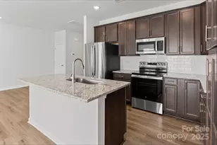 4135 Mount Mitchell Ave, Gastonia, NC 28052 - Photo 10