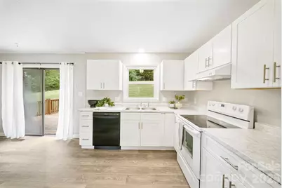 16 Sun Valley Court, Alexander, NC 28701 - Photo 2