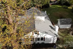 227 Ashmore Ave, Hendersonville, NC 28791 - Photo 6