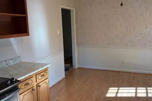 5806 Whitingham Dr, Charlotte, NC 28215 - Photo 4