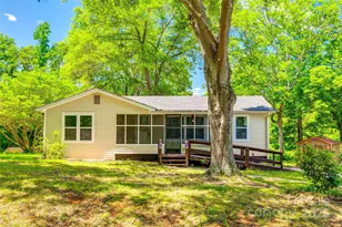 1224 Martin Rd, Hickory Grove, SC 29717 - Photo 4