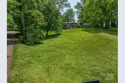 99999 W Skyland Circle #3, Asheville, NC 28804 - Photo 4