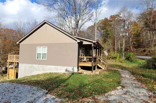 132 Connestee Rd, Brevard, NC 28712 - Photo 6