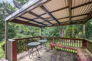 5884 Prescott Ct, Charlotte, NC 28269 - Photo 16