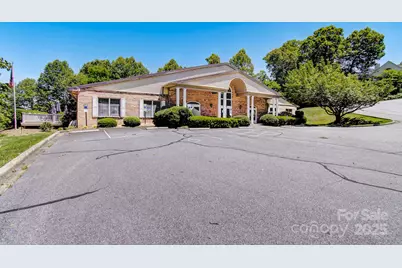 305 E High Point Lane, Hendersonville, NC 28791 - Photo 36