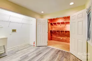 305 E High Point Ln, Hendersonville, NC 28791 - Photo 28