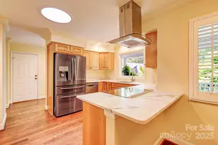 305 E High Point Ln, Hendersonville, NC 28791 - Photo 6