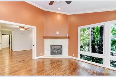 305 E High Point Lane, Hendersonville, NC 28791 - Photo 12