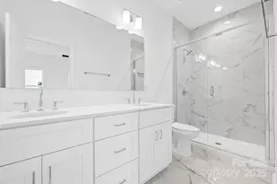 3920 Hager Dr, Charlotte, NC 28208 - Photo 18