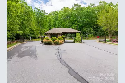 52 Settings Boulevard, Black Mountain, NC 28711 - Photo 8