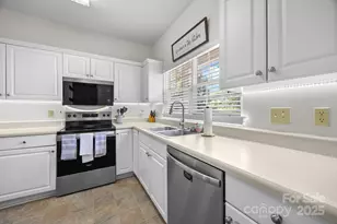 740 Tavern Ct, Rock Hill, SC 29732 - Photo 8