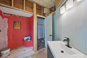 828 N Main St, Mount Pleasant, NC 28124 - Photo 24