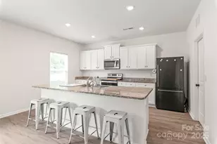 2340 Lanza Dr, Charlotte, NC 28215 - Photo 6