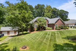 10501 Mount Olive Estates Dr, Mount Pleasant, NC 28124 - Photo 2