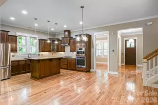 1 E Owl Creek Ln, Fairview, NC 28730 - Photo 6