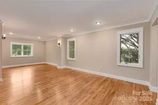 74 Eastmoor Dr, Asheville, NC 28805 - Photo 12
