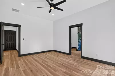 86 Point Hope Lane, Hendersonville, NC 28792 - Photo 32