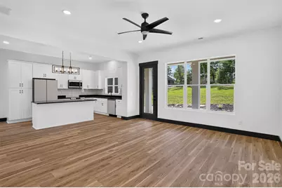 86 Point Hope Lane, Hendersonville, NC 28792 - Photo 14