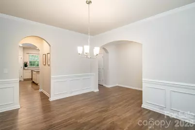 150 W Morehouse Avenue, Mooresville, NC 28117 - Photo 8