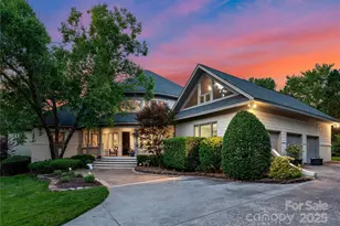 8813 Covey Rise Ct, Charlotte, NC 28226 - Photo 2