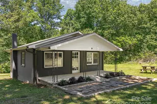 15 Burtiller Ln, Fletcher, NC 28732 - Photo 2