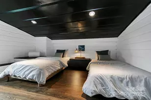 668 Old Hendersonville Hwy, Brevard, NC 28712 - Photo 28