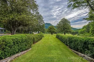 400 Kings Dr, Lake Lure, NC 28746 - Photo 12