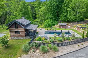 400 Kings Dr, Lake Lure, NC 28746 - Photo 34