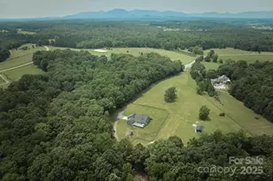 355 Night Lark Ln, Campobello, SC 29322 - Photo 2