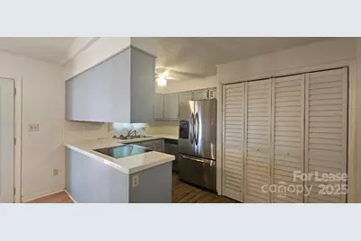 8106 Tamalpais Court, Charlotte, NC 28215 - Photo 6