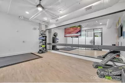 2020 W Morehead Street #5G, Charlotte, NC 28208 - Photo 8