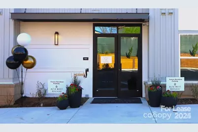 2020 W Morehead Street #Amp, Charlotte, NC 28208 - Photo 2