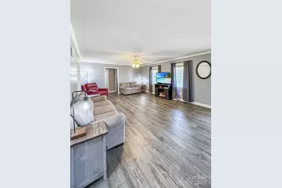 105 Saddlewood Lane, Statesville, NC 28625 - Photo 4