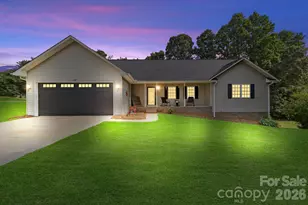 105 Saddlewood Ln, Statesville, NC 28625 - Photo 6