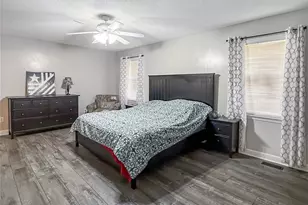 105 Saddlewood Ln, Statesville, NC 28625 - Photo 8