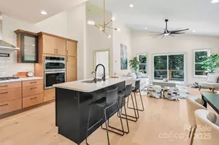 30 Sand Hill Rd, Asheville, NC 28806 - Photo 10