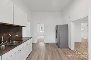 506 N Styers St, Cherryville, NC 28021 - Photo 10