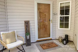 119 Ashwood Ln, Mooresville, NC 28117 - Photo 2