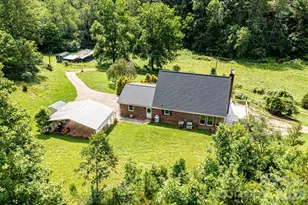 5595 Cloverfield Pl, Boomer, NC 28606 - Photo 6