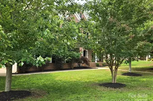 8409 Olde Stonegate Ln, Mint Hill, NC 28227 - Photo 4