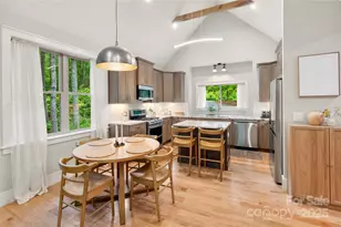 68 Huckleberry Rdg Ln, Zirconia, NC 28790 - Photo 8