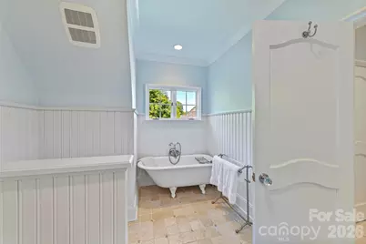 2240 La Maison Drive, Charlotte, NC 28226 - Photo 34