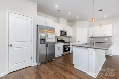 2047 Sadler Woods Lane, Charlotte, NC 28214 - Photo 4