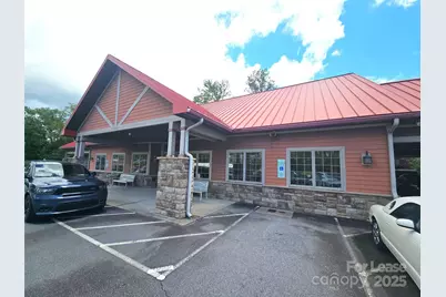 1216 Asheville Highway, Hendersonville, NC 28791 - Photo 1