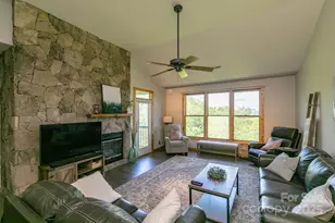 130 Stoney Falls Loop, Burnsville, NC 28714 - Photo 4