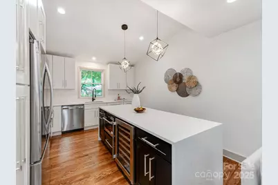 2114 Thurmond Place, Charlotte, NC 28205 - Photo 6