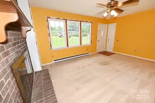 2625 Glenn St, Newton, NC 28658 - Photo 8