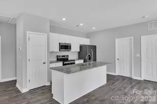 1102 Grady St, Salisbury, NC 28144 - Photo 8